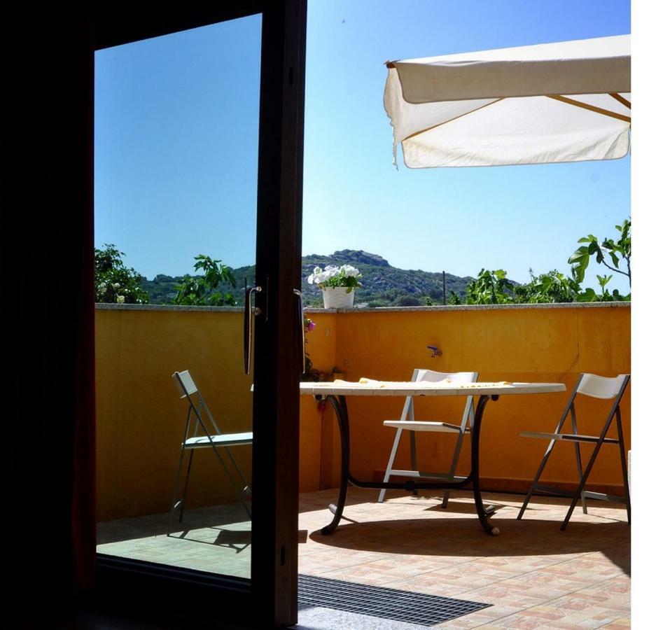 Casa Duminicheddha, Mare E Relax In Gallura Bassacutena 外观 照片